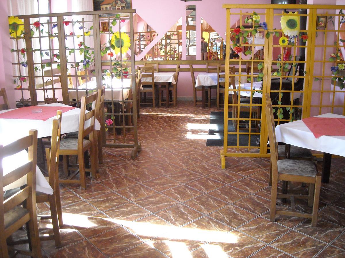 Motel Sretno Good Luck Trnovo Екстер'єр фото