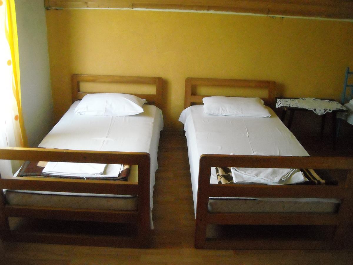 Motel Sretno Good Luck Trnovo Екстер'єр фото