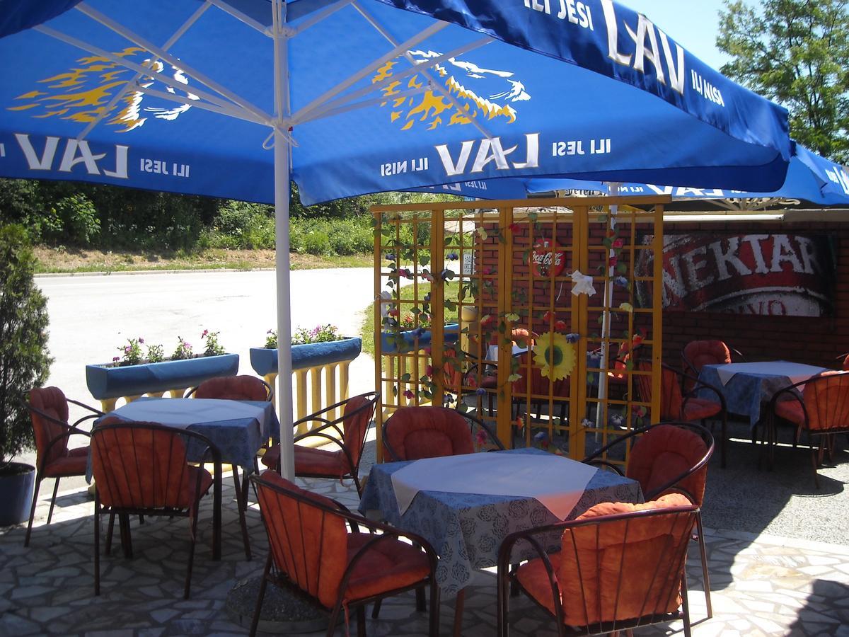 Motel Sretno Good Luck Trnovo Екстер'єр фото