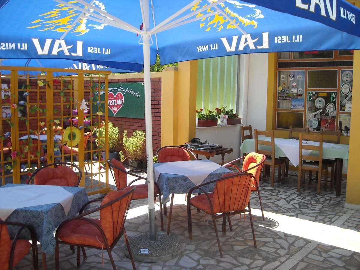 Motel Sretno Good Luck Trnovo Екстер'єр фото
